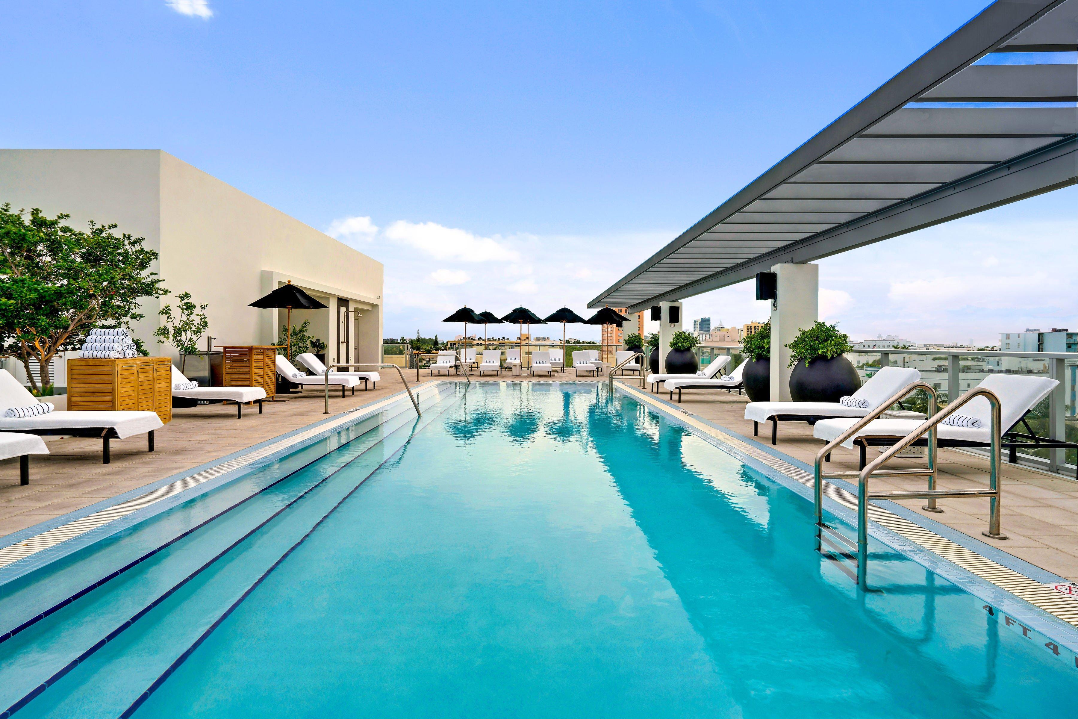 Kimpton Angler'S Hotel South Beach By Ihg Miami Beach Luaran gambar Rooftop pool at the hotel